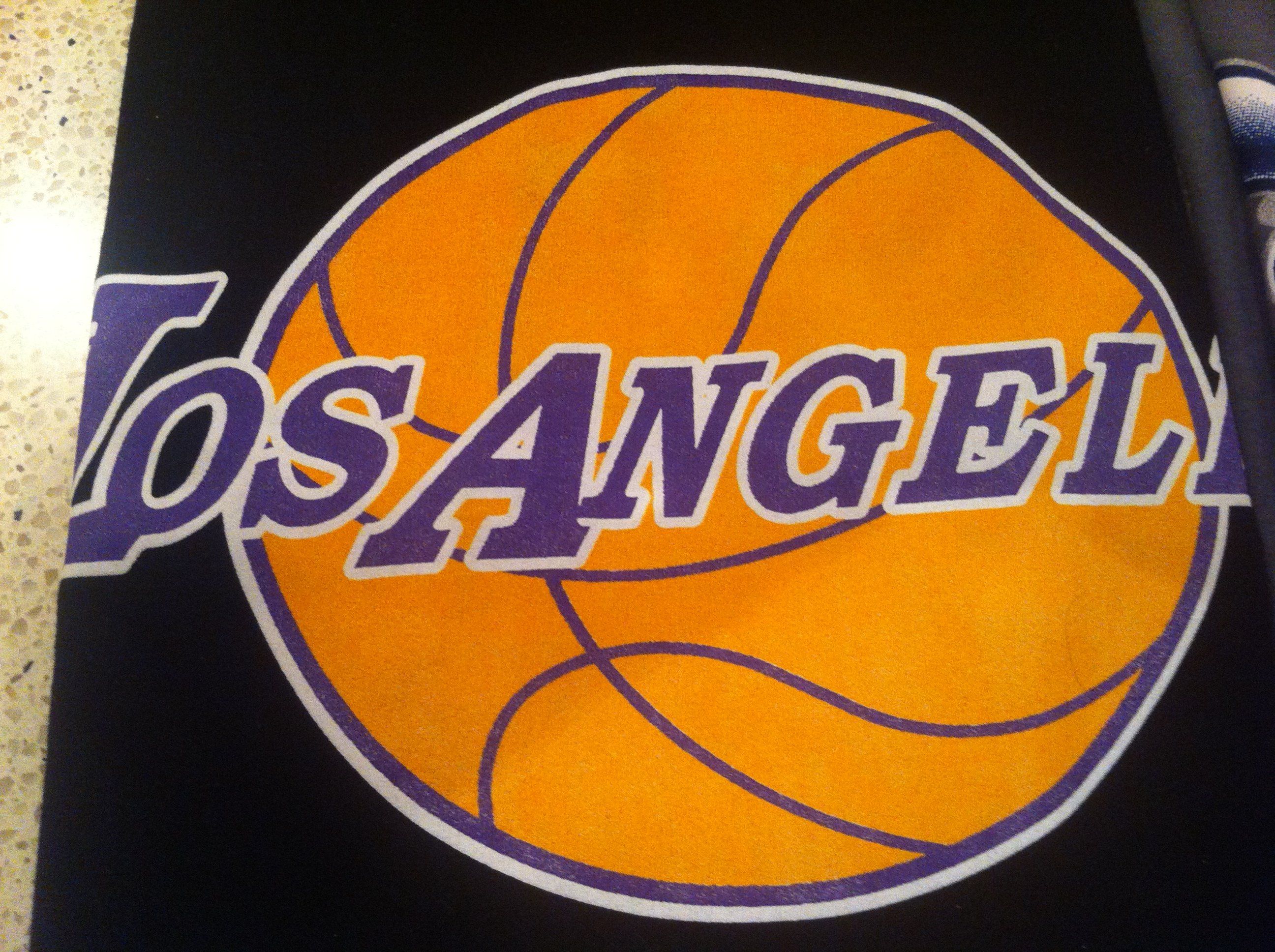 lakers T-shirt 10元