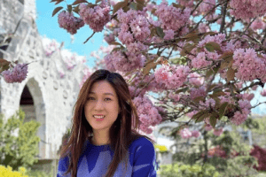 惊艳！加拿大40岁华裔女星晒赏樱美照: 陶醉微笑少女感爆棚！ ...