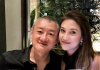头发都白的汪雨又要当爹了，带小18岁老婆旅行