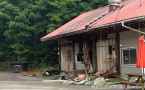 魁省这条街上商家接连遭纵火
