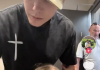 美爸带娃上女厕所被骂 骂人的被开除 爸爸被封神 然后…