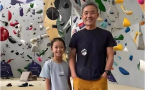 75岁王石女儿近照曝光，小姑娘笑容灿烂