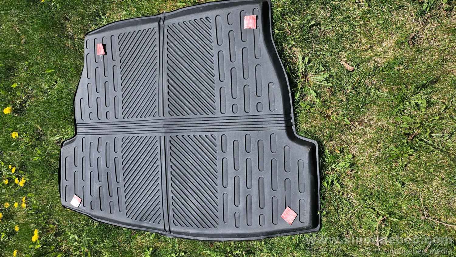 RAV4-Cargo mat-2.jpg
