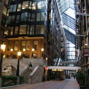 全球败家女最喜欢的十条街 蒙特利尔地下城上榜