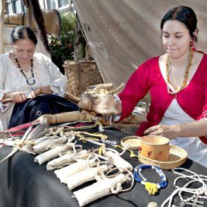 体验新法兰西风土人情  蒙城老港18世纪市场