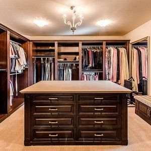 蒙特利尔最贵的15个衣橱