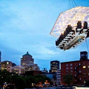 够胆来吗？！魁省空中餐厅挑战你的心理极限！