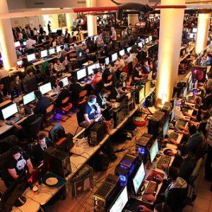 电子游戏迷的狂欢节 蒙特利尔Lan EST赛事