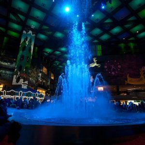 蒙特利尔Desjardins综合商厦圣诞儿童乐园