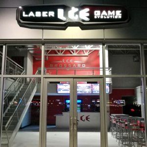 蒙特利尔南岸新开真人CS激光射击游戏