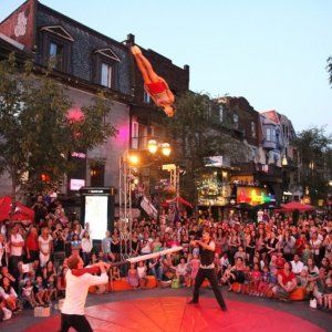 蒙特利尔又一场狂欢 国际马戏节