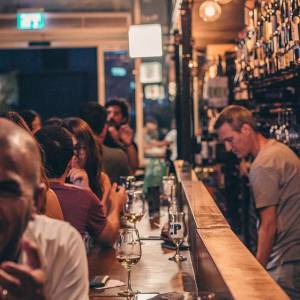 蒙特利尔鼎鼎大名的Joe Beef要开新酒吧了！