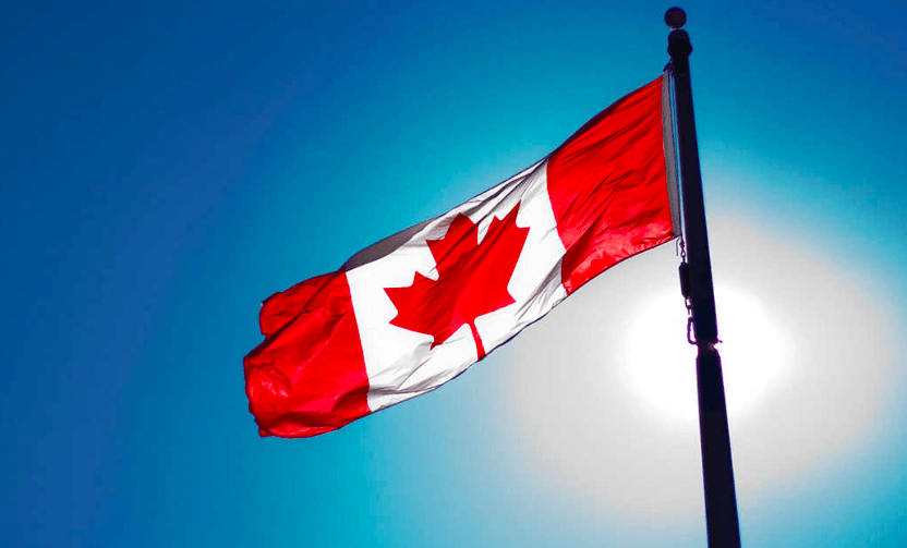 加拿大政府免费提供这8样东西 国旗肖像信用报告等