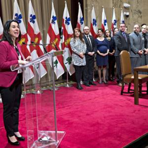 蒙特利尔多种许可证申请费和服务费都将涨价