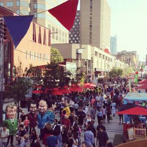 蒙特利尔市中心大型街边美食节