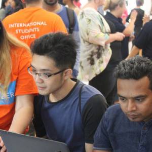 蒙特利尔康大国际学生新生入学介绍会