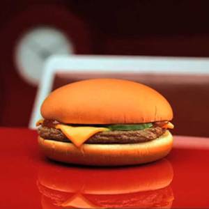 麦当劳今天免费送芝士汉堡