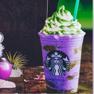 星巴克万圣节限时特供“女巫星冰乐”