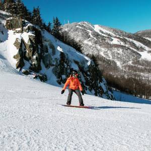 蒙特利尔有这些班车可以送你到最好的滑雪场