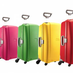 Samsonite新秀丽登机行李箱79.99元 原价310元