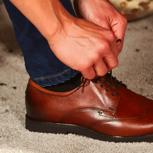 Ecco鞋包低至5折 119元收冬靴 原价300