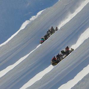春假优惠 在这里滑雪地轮胎最好玩