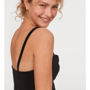 H&M夏季大促 低至4折