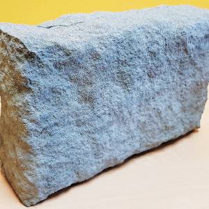 魁省使用龙虾壳作为原料制成岩石以抵抗海水侵蚀