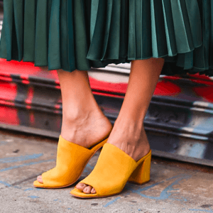 The Bay凉鞋一日闪卖 低至3折