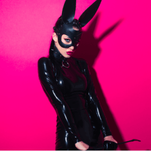 18禁！蒙特利尔恋物癖狂欢节