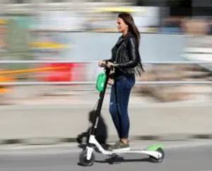 蒙特利尔谨慎放行电动滑板