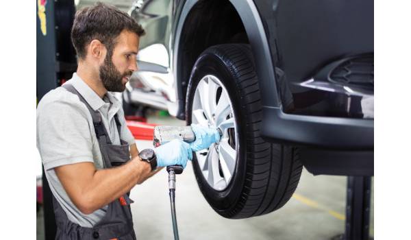 寒冬虽已降临 现在给车辆做换季维护保养还为时未晚