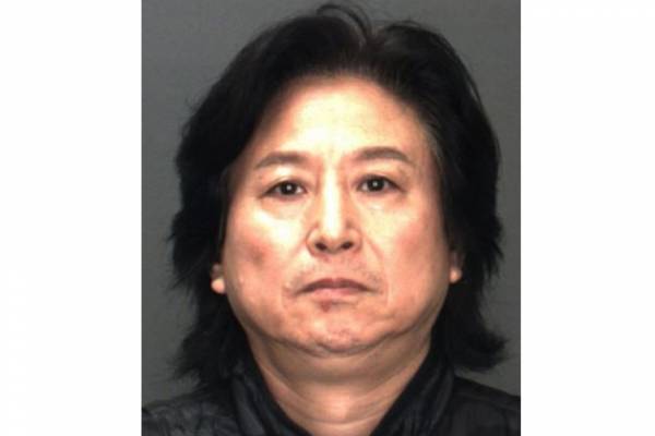 藏儿童色情作品 美国知名华裔画家被捕