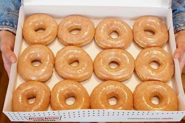 Krispy Kreme甜甜圈买一盒 第二盒只要一元