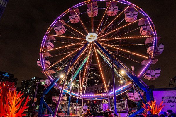 免费乘坐魁北克枫叶摩天轮