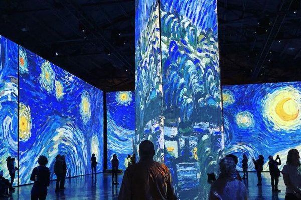 蒙特利尔梵高灯光秀将一直开到4月