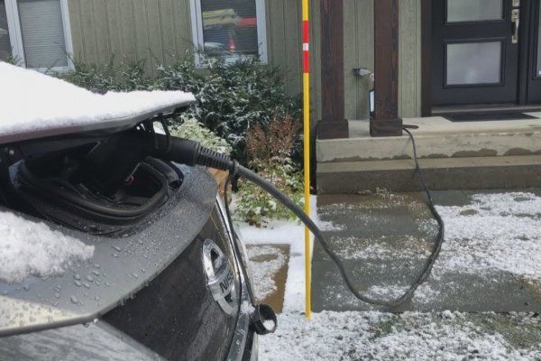 魁北克电动车给除市政除雪带来新麻烦