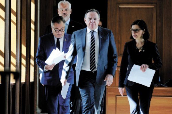 如何保护魁省省长免受无形敌人的攻击?