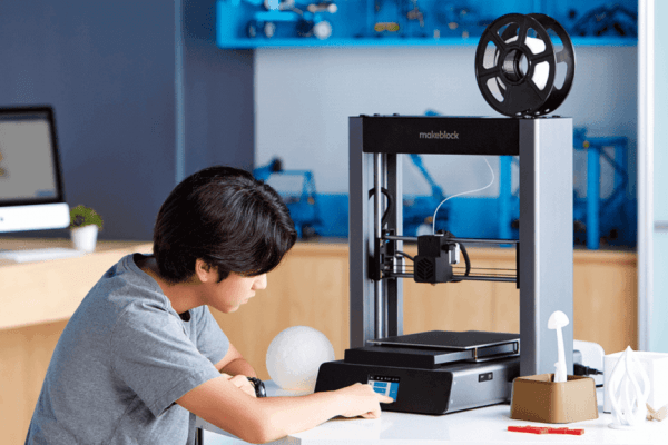 魁北克3D打印技术在新冠危机中拯救生命