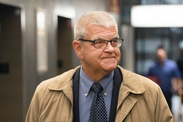 魁省政府被判必须向前魁省安全厅厅长支付一百万元