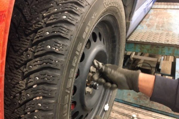 魁省车行无法为客户安装夏胎