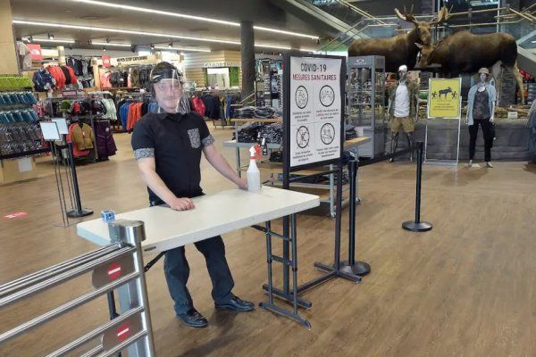 新冠疫情下的魁北克如何应对商店重开？