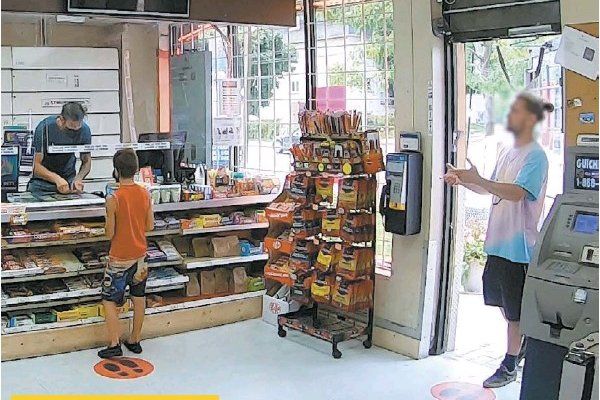 让魁北克人习惯戴口罩不是一件容易的事