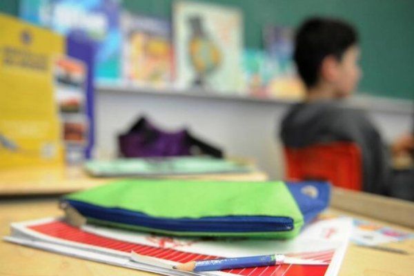 魁省家长为孩子九月返校上课担忧