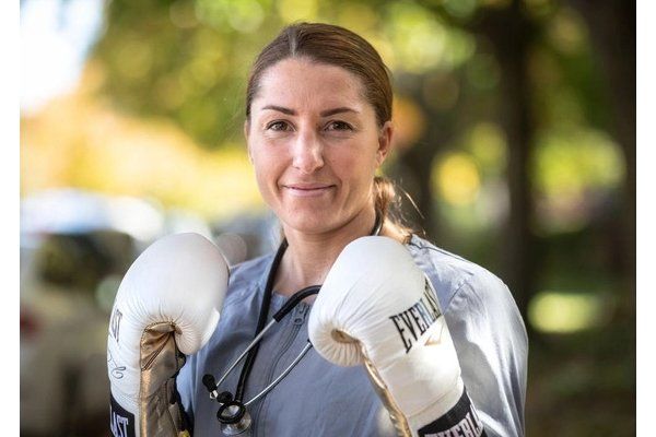 蒙特利尔女拳击手获选时代杂志下一代领袖