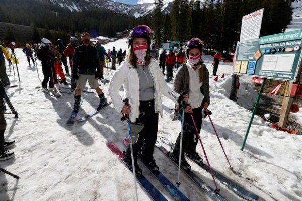 魁省滑雪场将在严格防疫措施下开放