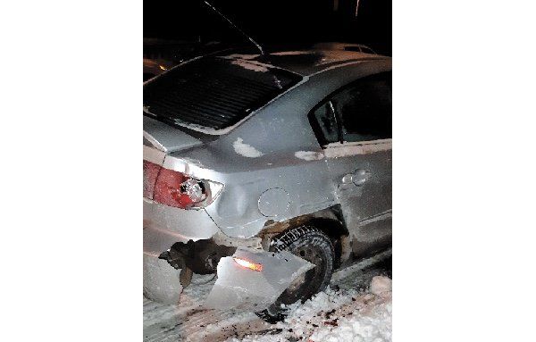 蒙特利尔学生的汽车疑遭铲雪车撞坏无处索赔