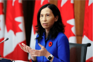 加拿大首席卫生官获准连任3年，加薪22%