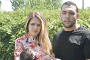 一名婴儿被拒发医保卡而无法得到免费公共医疗