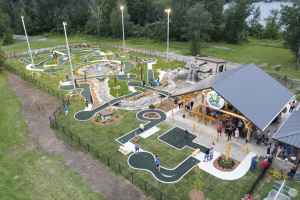 魁北克十个迷你高尔夫球场